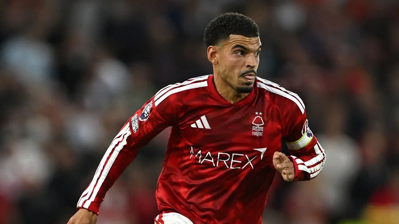 Nottingham Forest Siap Tawarkan Kontrak Baru untuk Gibbs-White