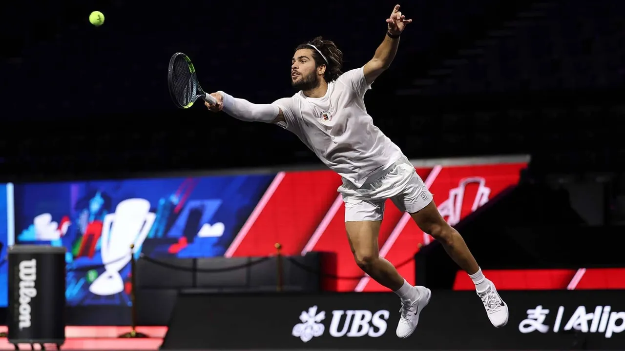 Carlos Alcaraz Lontarkan Pujian Terhadap Alexander Zverev Yang Tengah Memanas