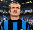 Suporter Inter Sambut Pengurus Juventus di Pemakaman Sandro Mazzola