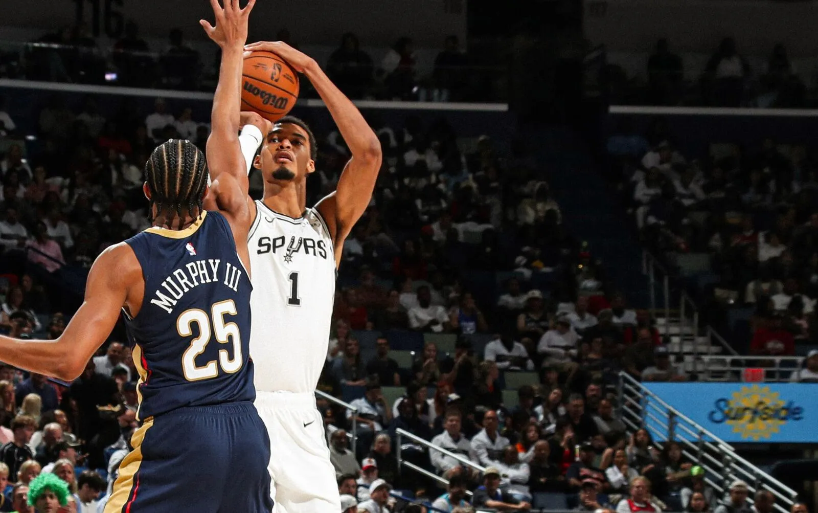 Tiket Spurs vs Pelicans di Eropa Habis Terjual - sumber: (mainbasket)