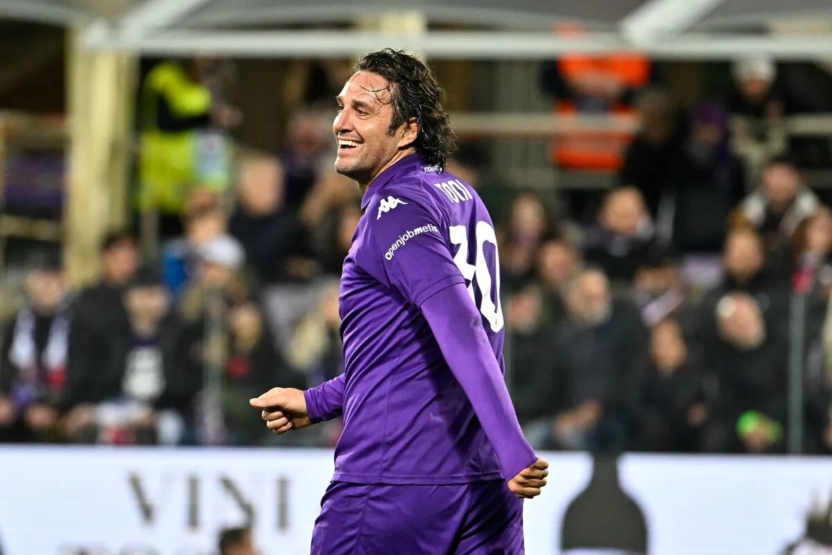 Toni Kritik Tajam Juventus dan Inter, Dukung Mancini Hadapi Tahun Nol Italia - sumber: (footballitalia)
