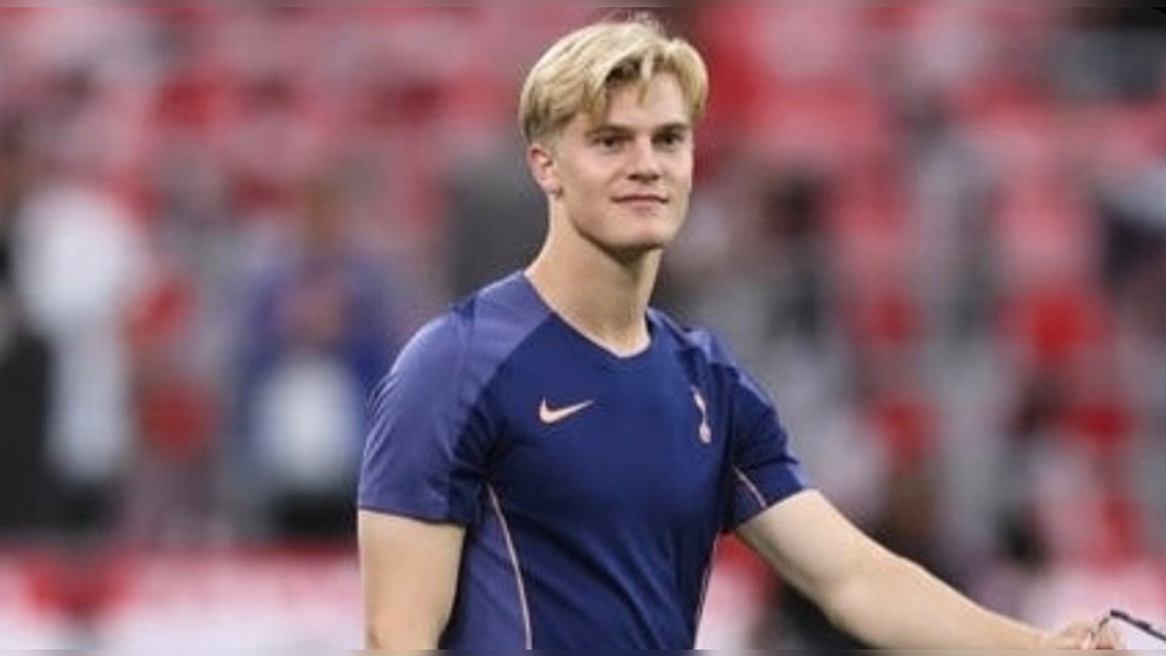 Bergvall Tegaskan Tidak Memaksa Untuk Tinggalkan Tottenham