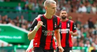 Chelsea Dilaporkan Terus Memantau Situasi Francesco Camarda di AC Milan