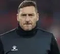 Francesco Totti Akui Como dan Genoa Ingin Merekrutnya usai Pensiun