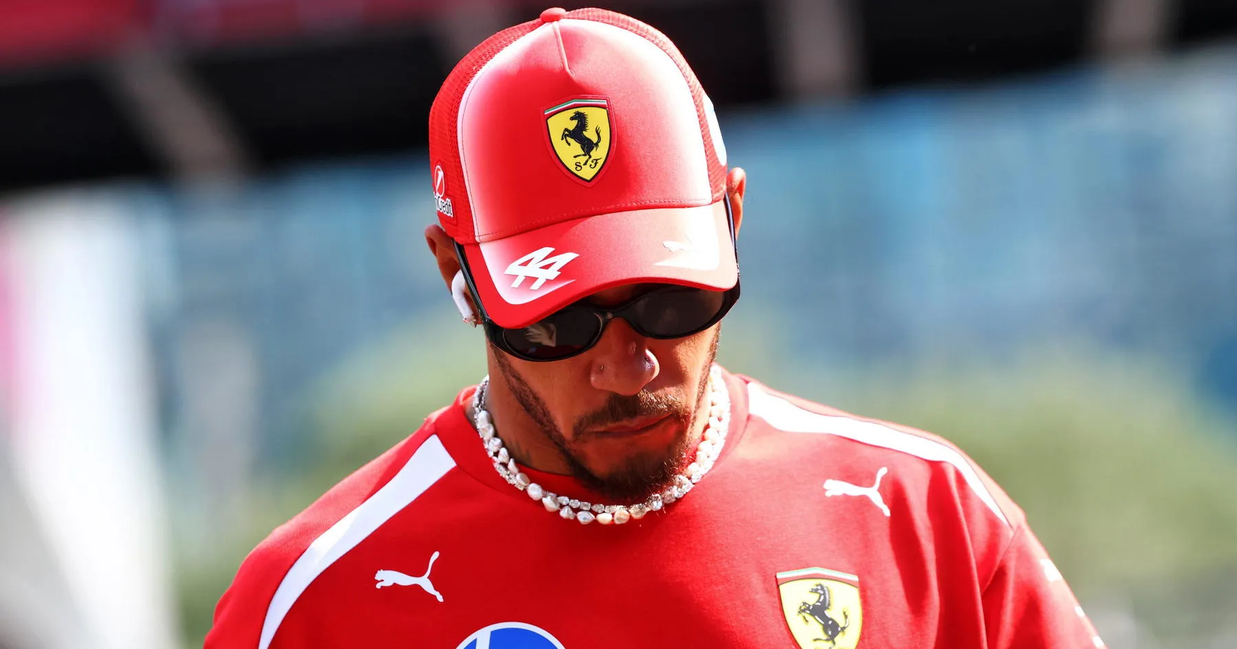 Lewis Hamilton Ungkap Pandangan Timur Tengah, Red Bull Umumkan Pembalap 2027 - sumber: (racingnews365)