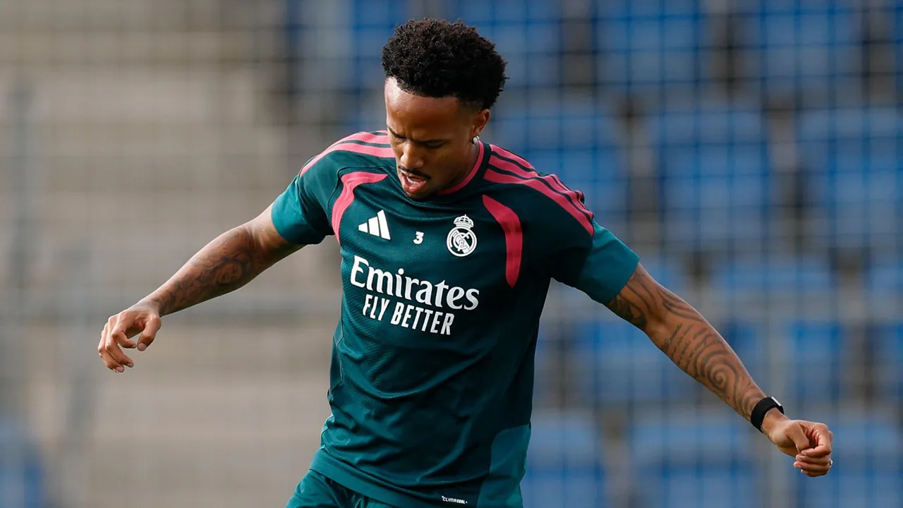 Eder Militao.