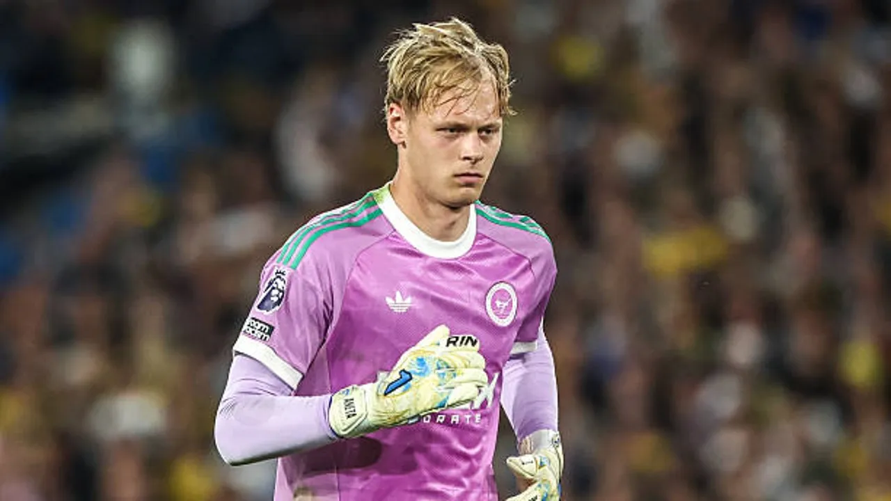 Lukas Hornicek Buka Suara Mengenai Julukan Unik dari Suporter Newcastle