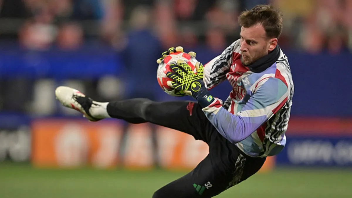 Mantan Kiper Arsenal Sepakat dengan Raksasa Eropa - sumber: (footballlondon)