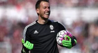 Neto Resmi Gabung Juventus Sebagai Kiper Baru secara Gratis