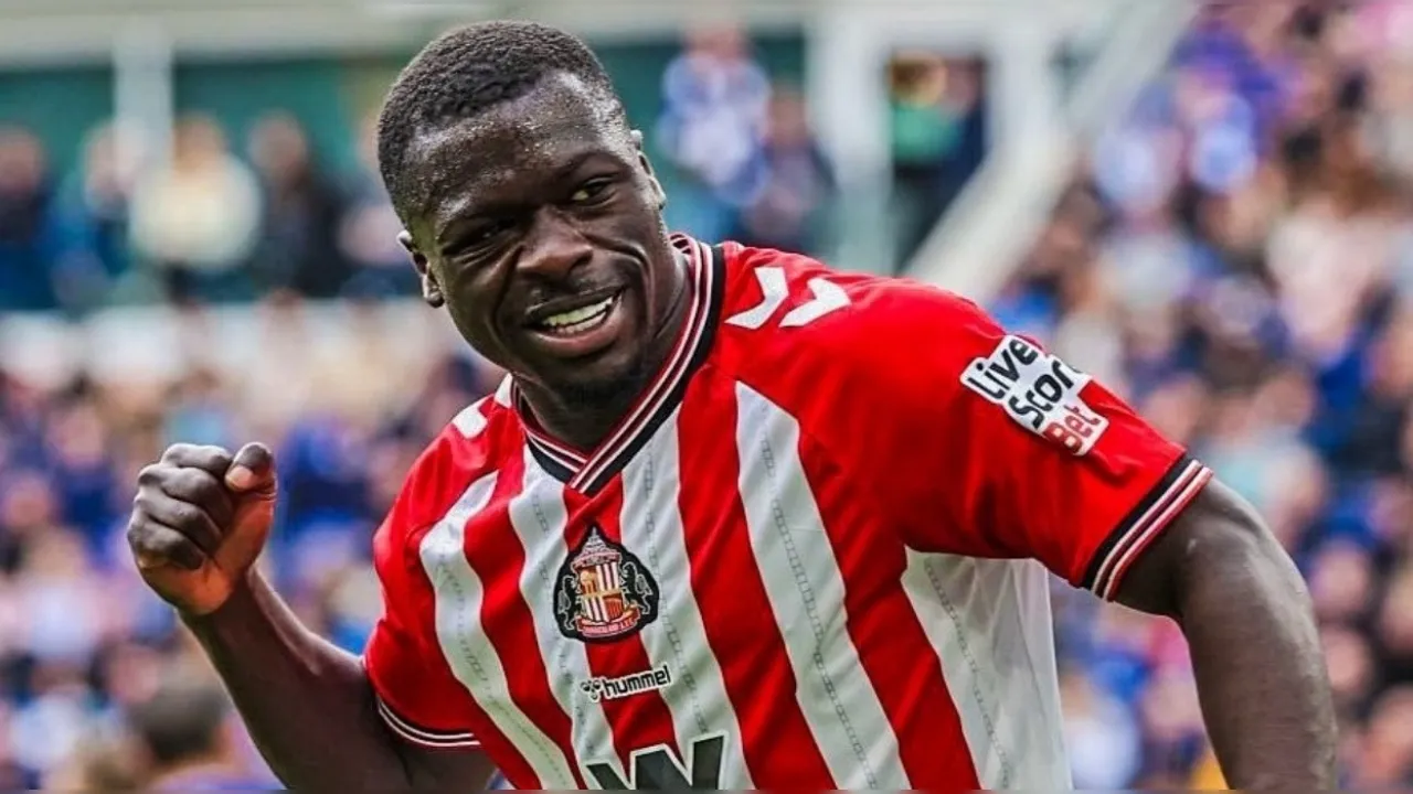 Tottenham Disarankan Belanjakan Rp. 1,15 T Untuk Rekrut Bintang Sunderland
