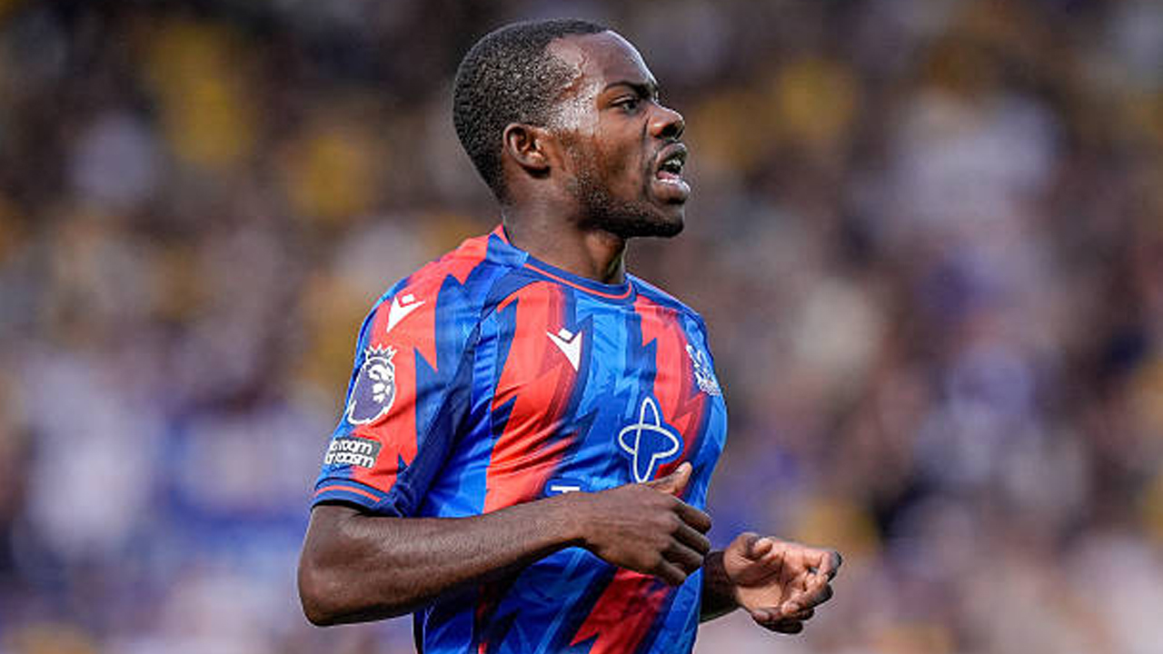 Tyrick Mitchell Dilirik Banyak Klub Besar, Crystal Palace Mulai Realistis
