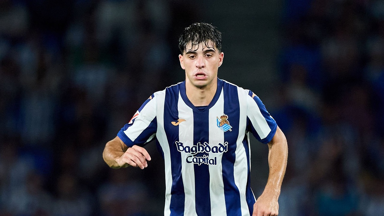 Chelsea Ikut Berburu Bek Tengah Real Sociedad, Jon Martin