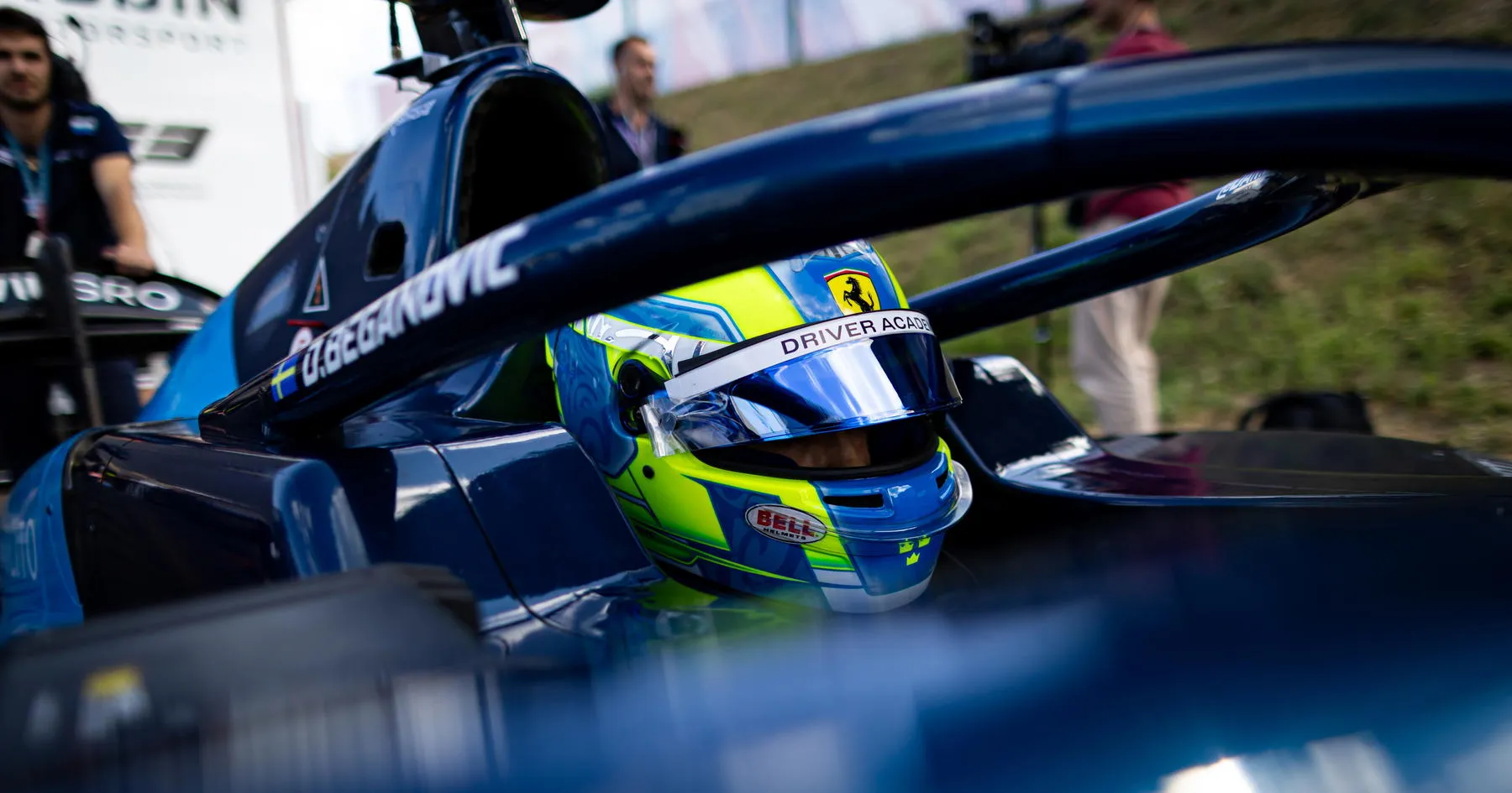 Dino Beganovic Menangi Sprint F2 Azerbaijan dengan Mulus - sumber: (racingnews365)