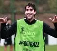 Eks Juventus: Kolo Muani dan Woltemade Tak Sejago Dusan Vlahovic