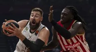 Jonas Valanciunas Buka Suara Mengenai Atmosfir Lawan Crvena Zvezda