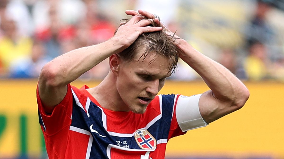 Martin Odegaard Bantu Anak yang Terkena Bola di Pertandingan