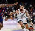 Mike James Cemerlang, tapi Anadolu Efes Ditekuk Barcelona