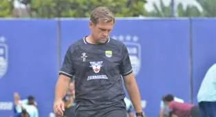 Rayakan Ultah ke-49, Igor Tolic Ungkap Harapannya di Persib