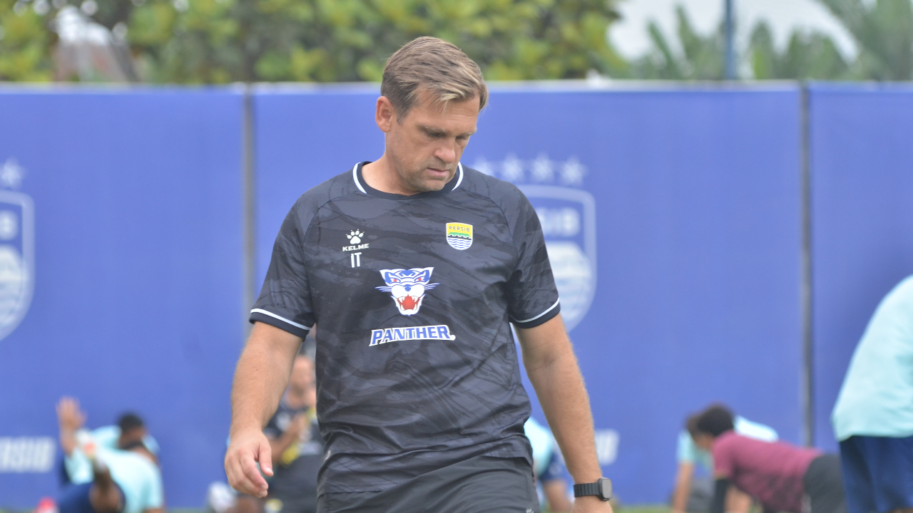 Rayakan Ultah ke-49, Igor Tolic Ungkap Harapannya di Persib