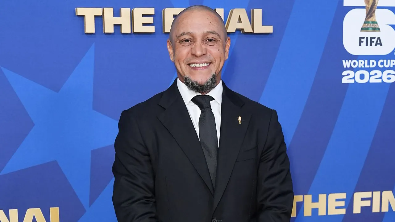 Roberto Carlos Sebut Kylian Mbappe Layak Menangkan Ballon d'Or Tahun Ini