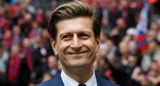 Steve Parish Angkat Bicara Soal Rumor Kepergian Pierre Sage dari Crystal Palace