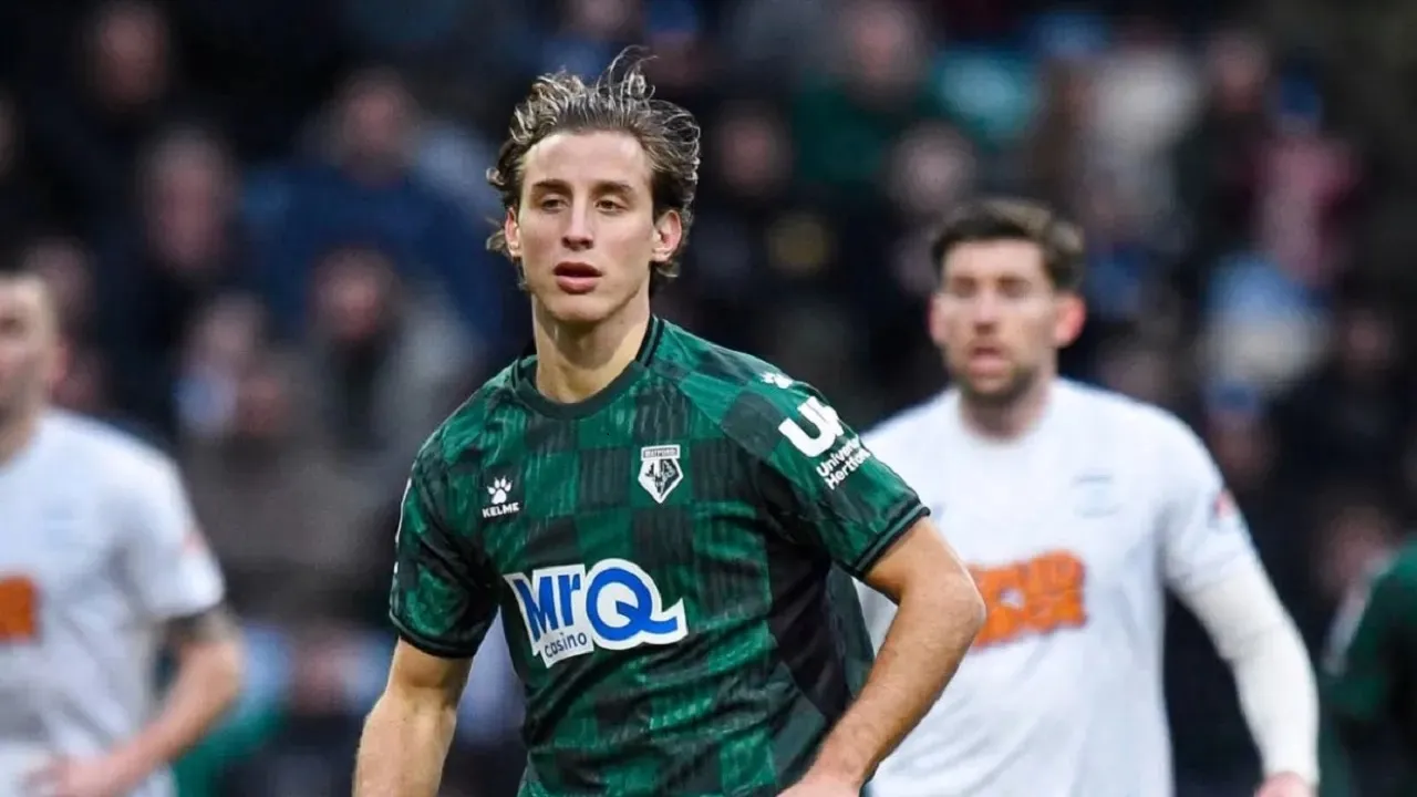 ‘Terusir’ Dari Italia, Edoardo Bove Rilis Dokumenter Kebangkitan di Watford