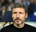 Van Bommel: Milan Berharap di Tengah Tantangan Formasi 4-3-3