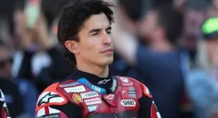 Andrea Dovizioso Khawatir Masalah Rem Marc Marquez Berdampak Fatal