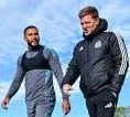 Jamaal Lascelles Mengaku Terkejut Usai Eddie Howe Tinggalkan Newcastle