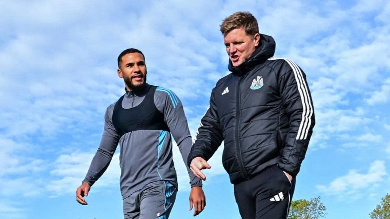 Jamaal Lascelles puji kontribusi besar Eddie Howe selama menangani Newcastle United