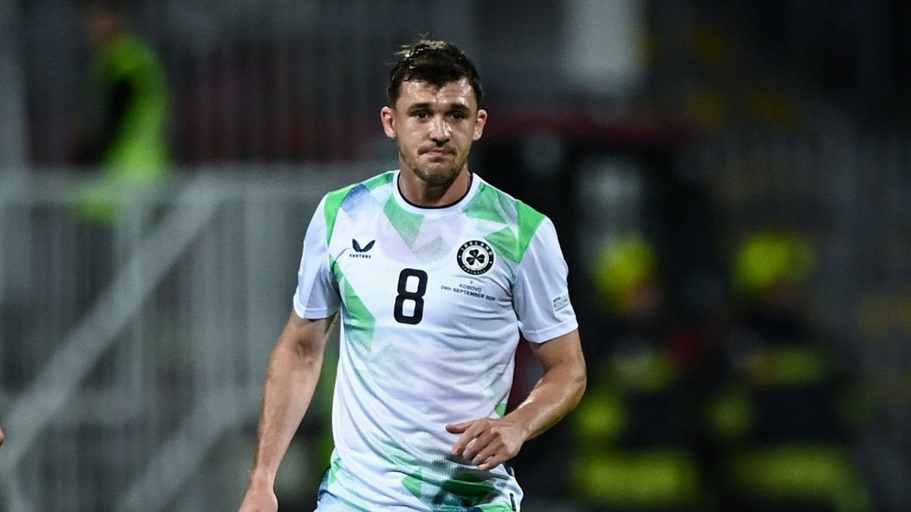 Jason Knight Jadi Pemain Irlandia Pertama yang Menolak Laga Kontra Israel