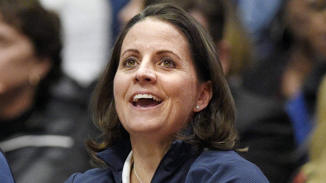 Jen Rizzotti dan Morgan Tuck Ikut Pindah Bersama Sun ke Houston