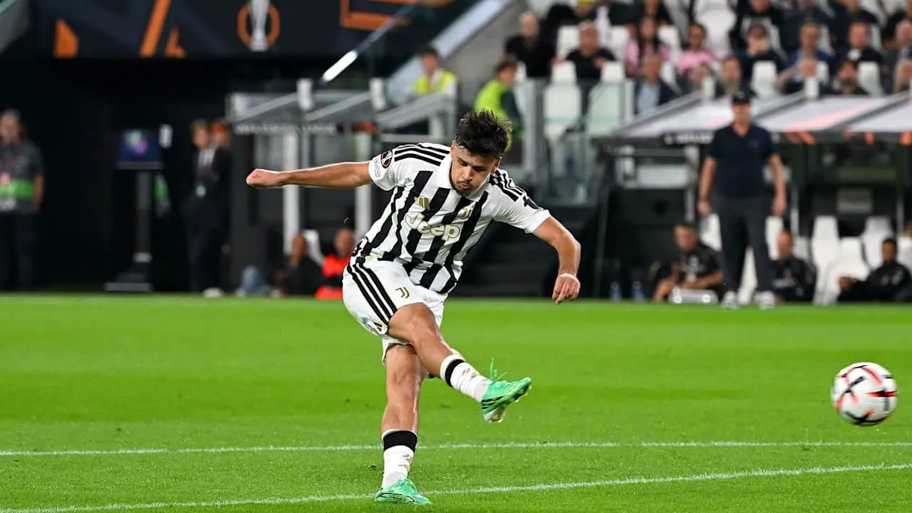 Legenda Juventus Kirim Pesan kepada Kerim Alajbegovic dan Kenan Yildiz