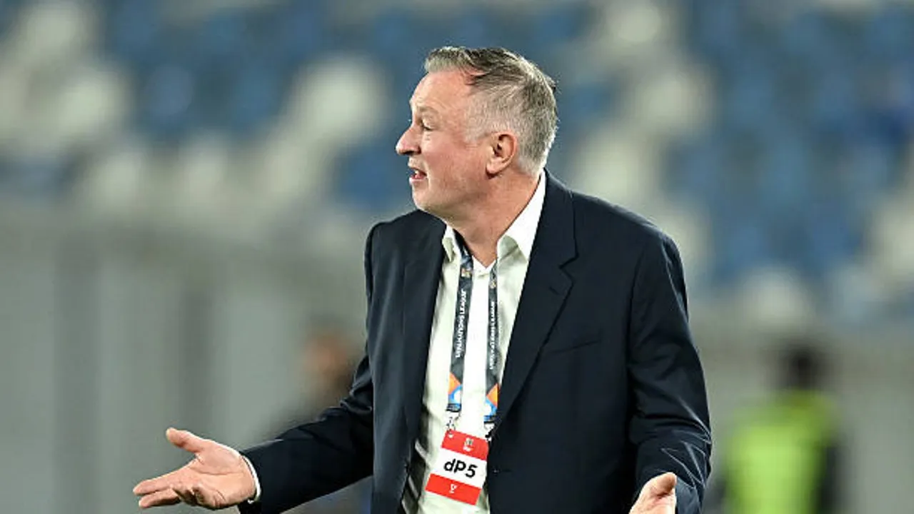 Michael O'Neill pertanyakan kepemimpinan wasit Orel Grinfeeld meski Irlandia Utara meraih kemenangan