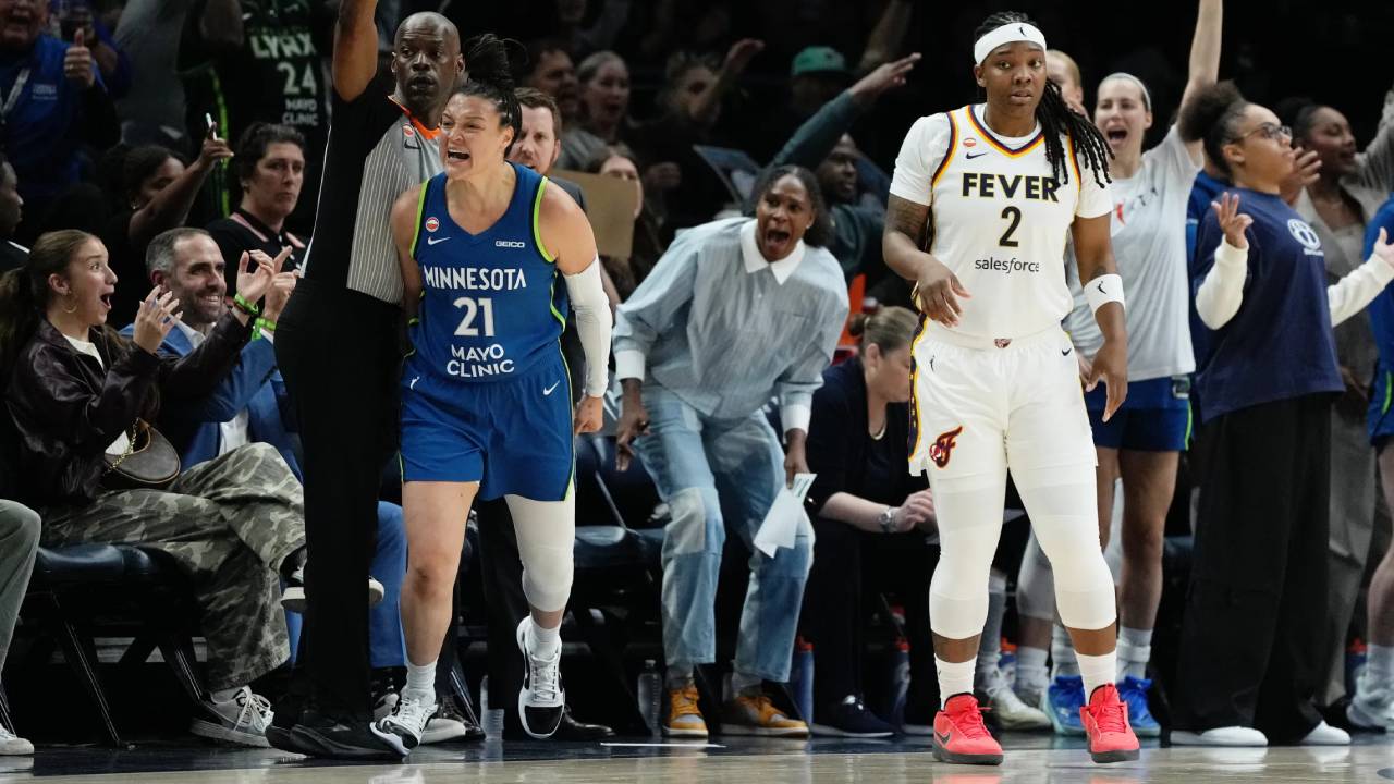 Minnesota Lynx Tutup Musim dengan Kemenangan Telak atas Indiana Fever