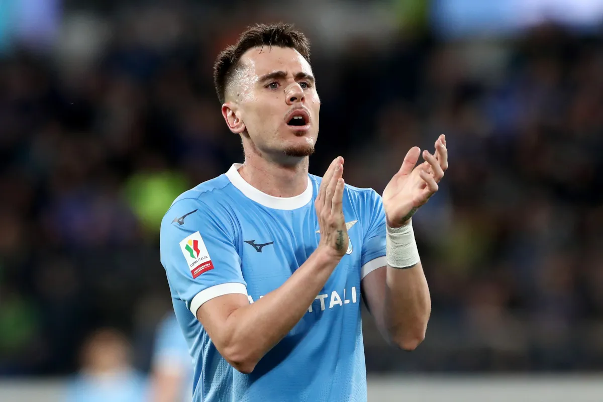 Patric Tinggalkan Lazio Secara Gratis, Gabung Al-Ittifaq - sumber: (footballitalia)