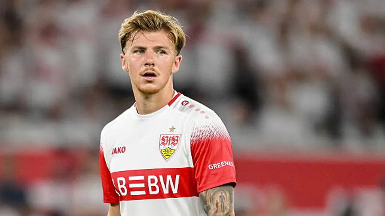 Real Madrid Ramaikan Perburuan Bek Muda VfB Stuttgart, Finn Jeltsch