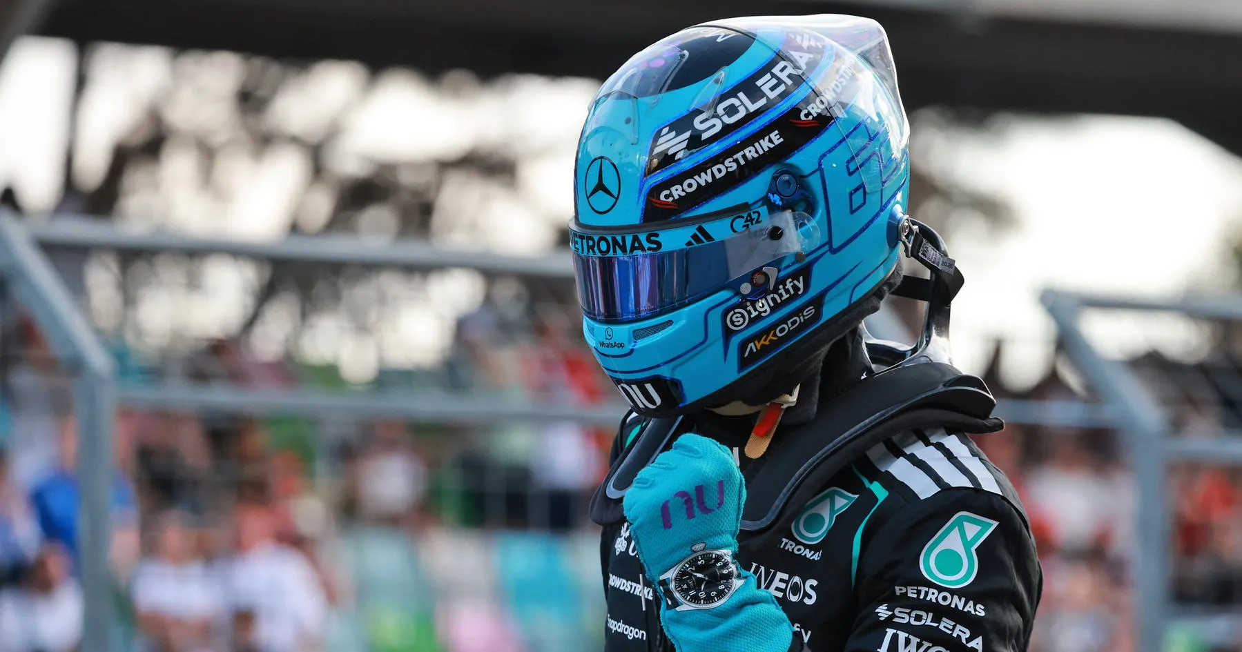 Russell Menang di Baku, Pangkas Jarak dengan Antonelli - sumber: (racingnews365)