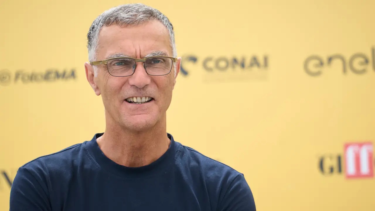 Saingi Lautaro, Beppe Bergomi Puji Ketajaman Donyell Malen di Serie A