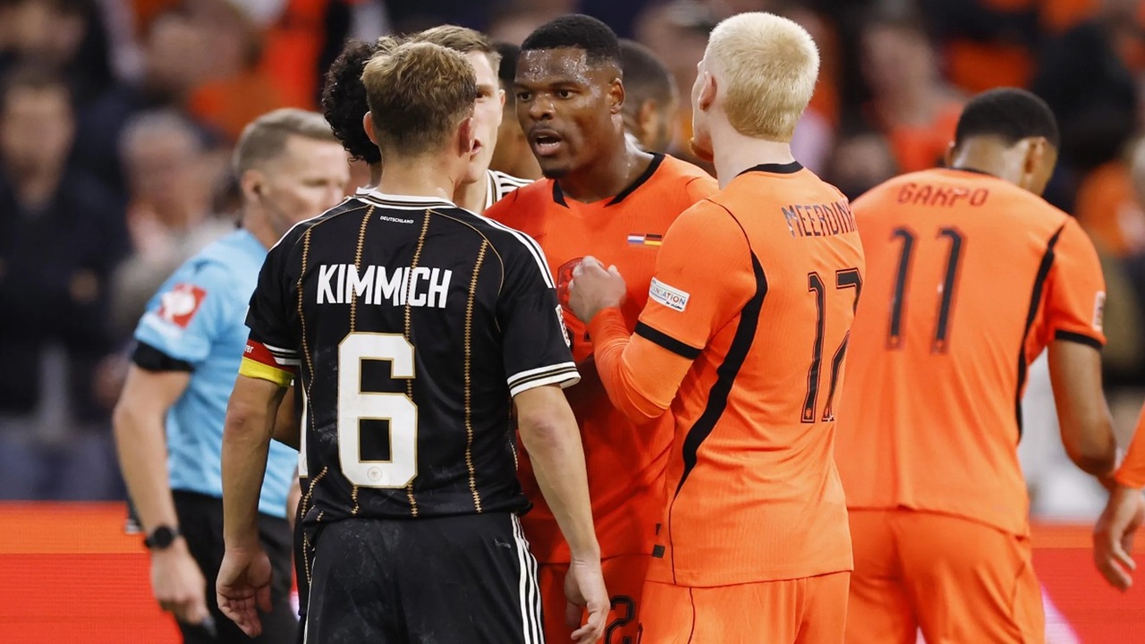 Tak Mau Hentikan Bola Saat Lawan Cedera, Pemain Belanda Kecam Joshua Kimmich