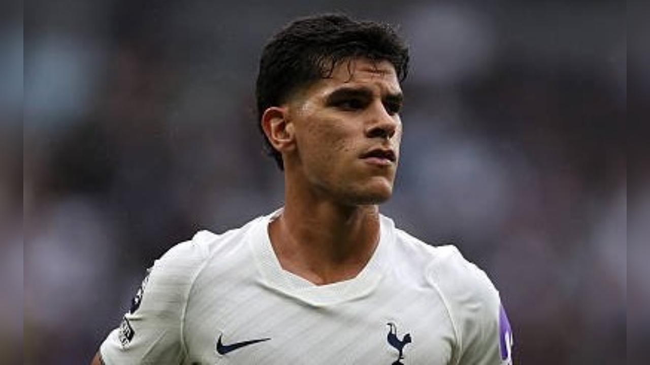 Terungkap Alasan Gelandang Tottenham Tidak Gabung Tim Senior Portugal