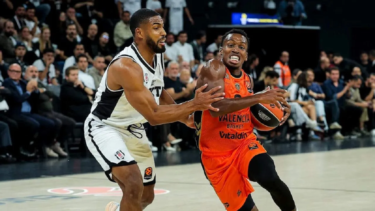 TJ Shorts sumringah bisa jalani debut mulus dengan Valencia Basket.