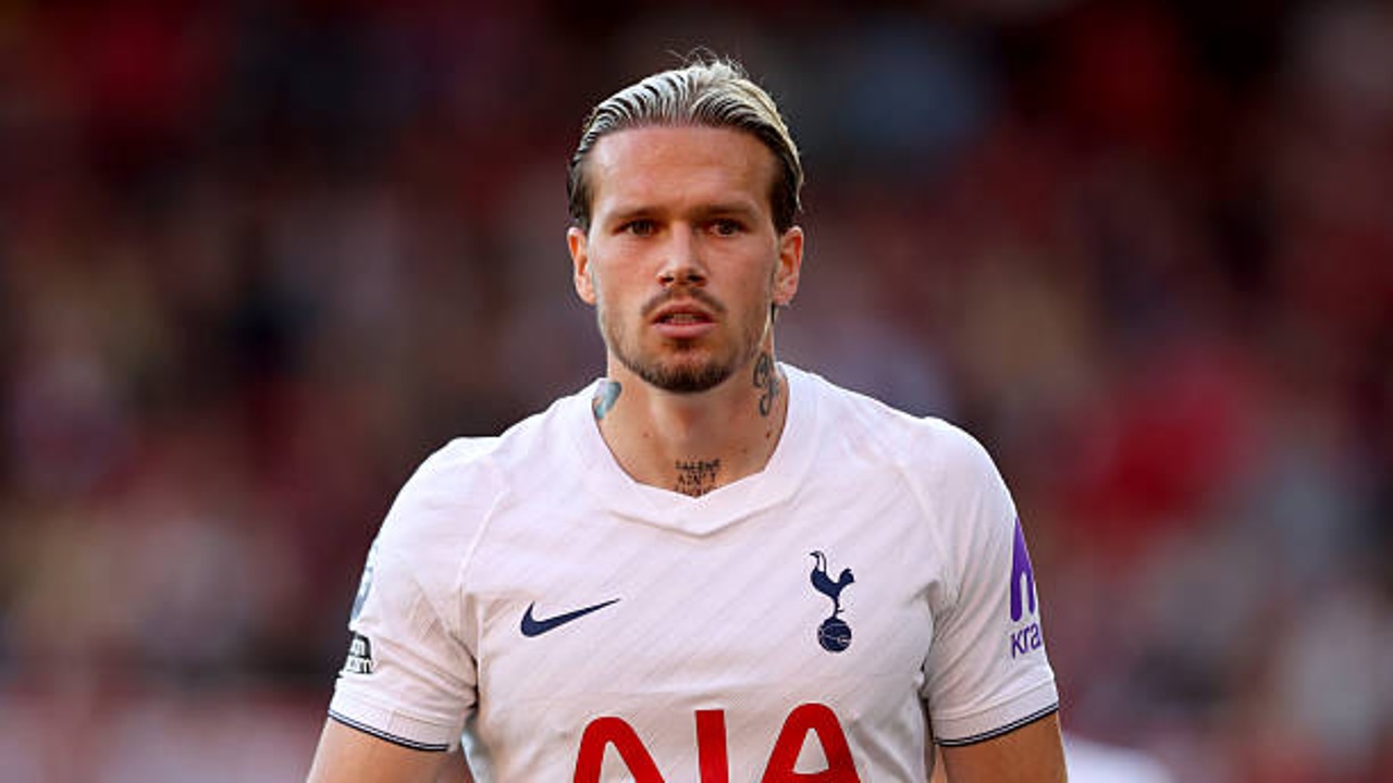Vitaliy Mykolenko Dukung Mykhailo Mudryk Bangkit dari Cedera di Tottenham