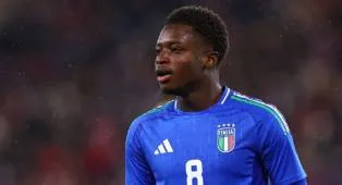 Alphadjo Cisse Akui Main untuk AC Milan Bantu Perkembangannya