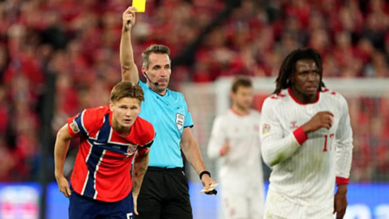 David Moller Wolfe puji kepemimpinan Martin Odegaard usai mendapat kartu merah lawan Denmark