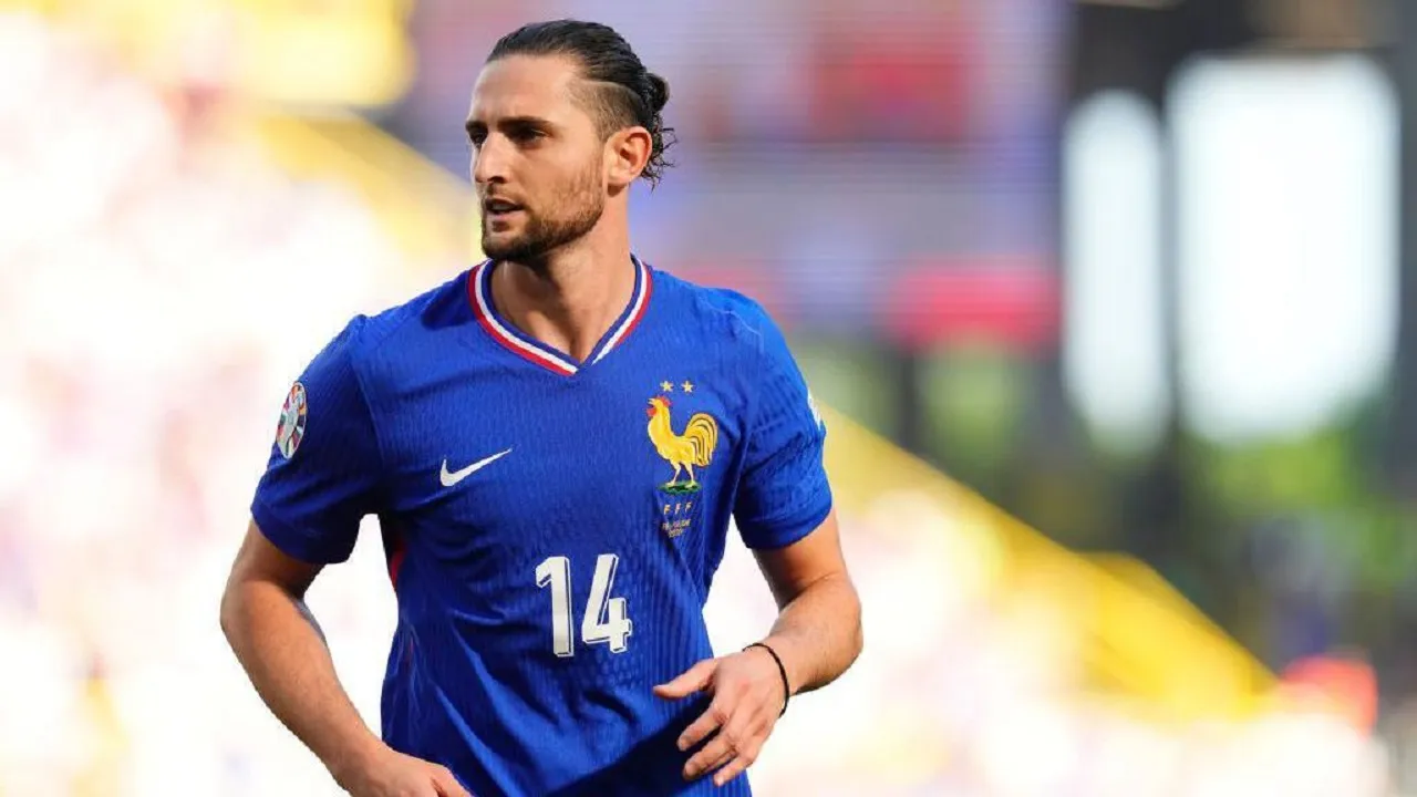 Dipimpin Gerry Cardinale, Milan Siapkan Kontrak Baru Untuk Adrien Rabiot