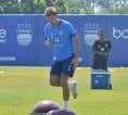 Enggan Gegabah, Persib Hati-Hati Tangani Pemulihan Loncar
