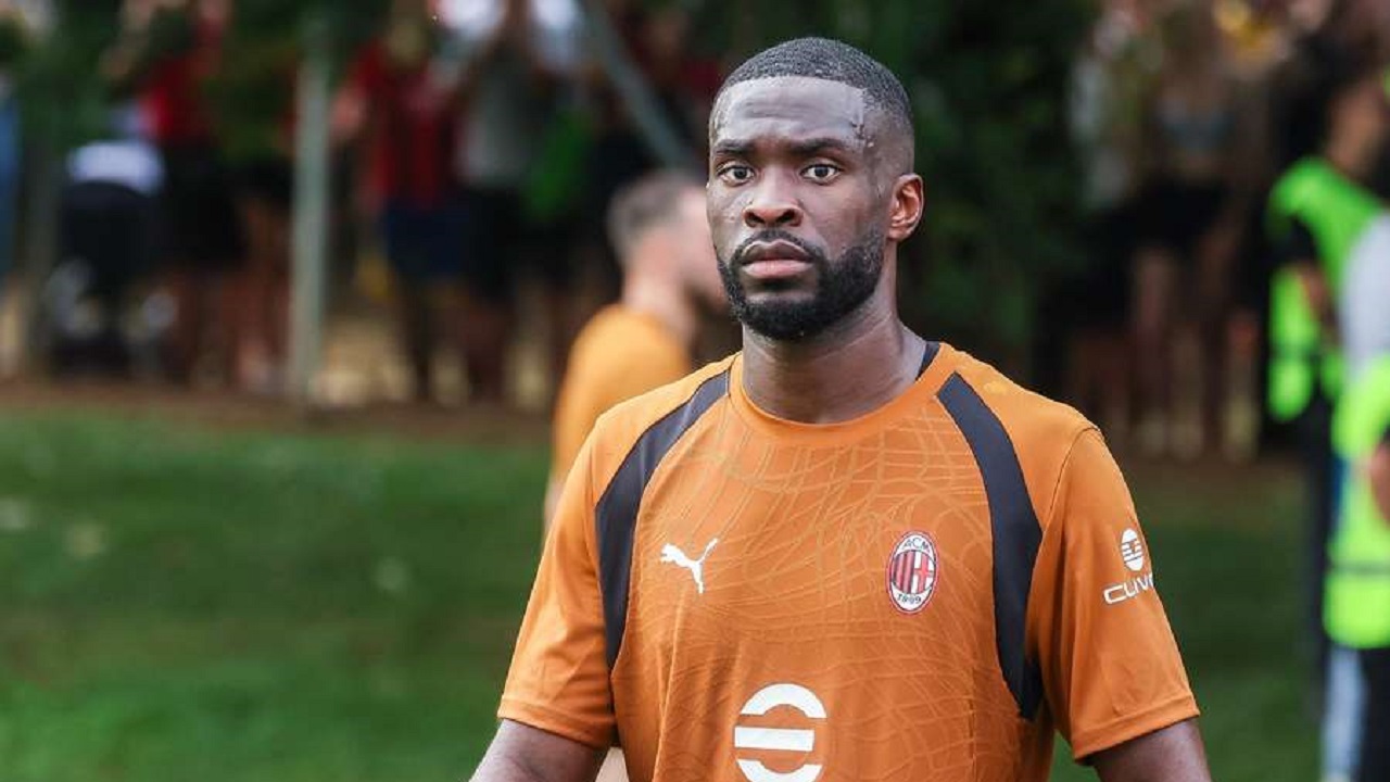 Juventus Incar Fikayo Tomori sebagai Pemain Bebas Transfer 2027