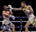 Liam Davies Bidik Gelar Juara Dunia setelah Hentikan Nathaniel Collins