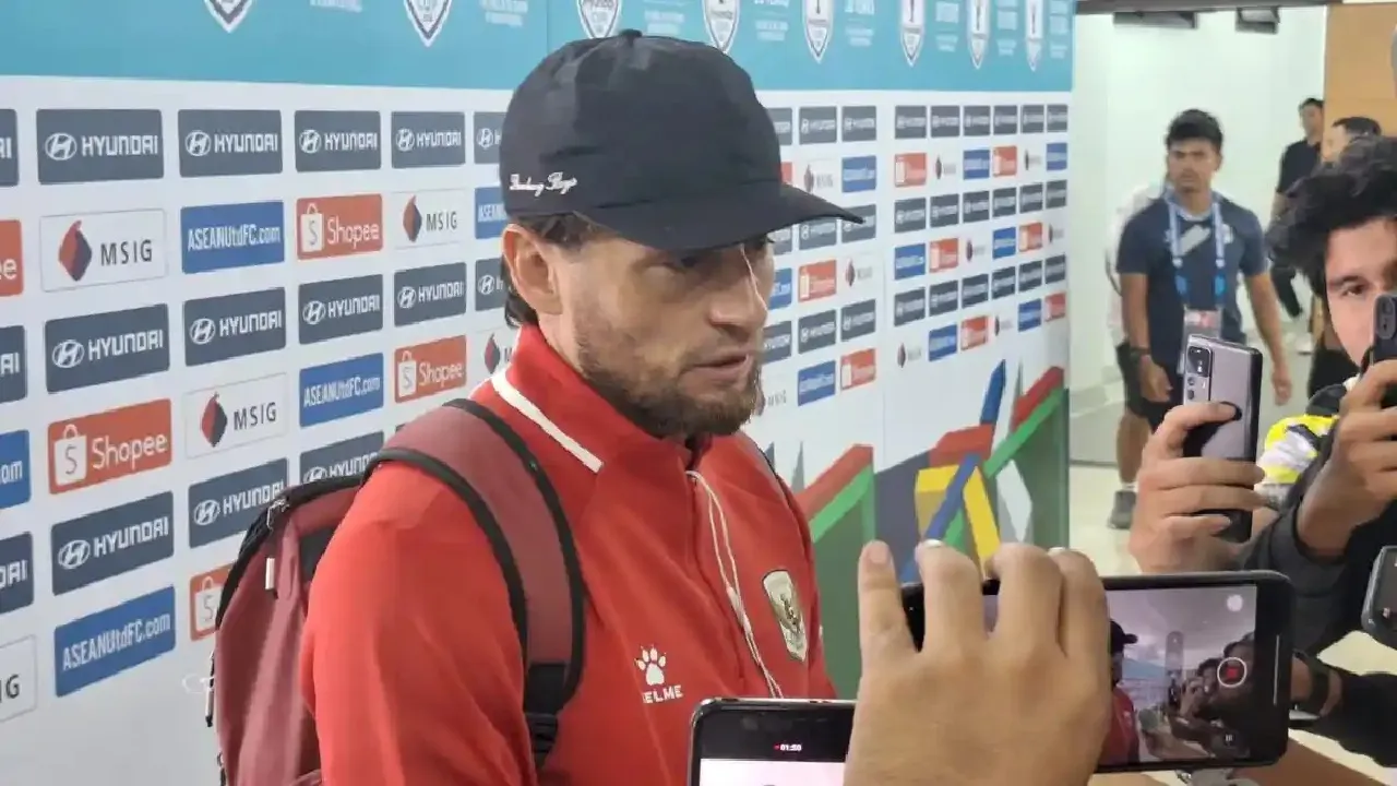 Marc Klok bangga dengan para pemain Persib Bandung yang tampil gemilang di Timnas Indonesia dalam laga FIFA ASEAN Cup.